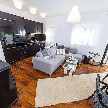 Emily Apartman Zadar